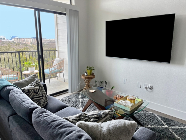 Professional TV mounting services in Austin, TX